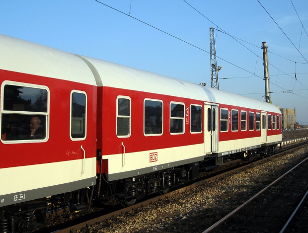 БДЖ с допълнителни влакове от София за Бургас и Варна