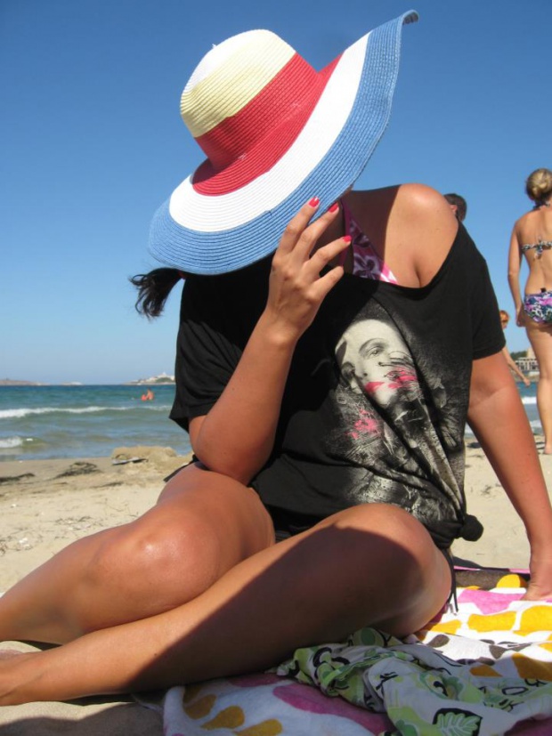 80 на сто от дамите „редактират“ снимките от морето, преди да ги качат в нета