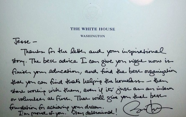 Студент продава писмо от Обама за 9500 долара