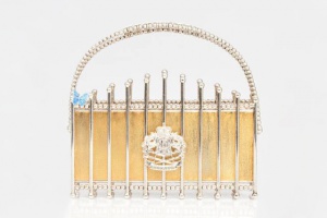 Даваш 178 000 долара за чанта и получаваш 1000 години гаранция