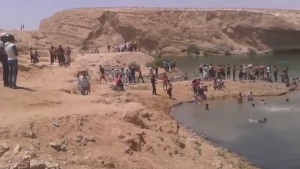 Мистериозно езеро се появи в пустинята в Тунис