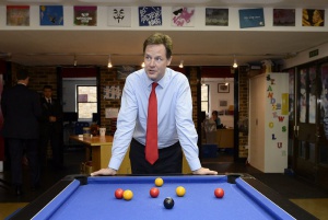 Великобритания иска нови мерки срещу имигрантите