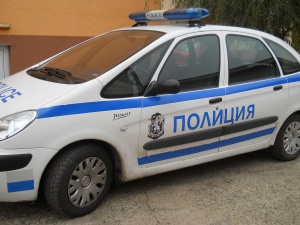 Задържаха 74-годишна жена за убийството в Добринище