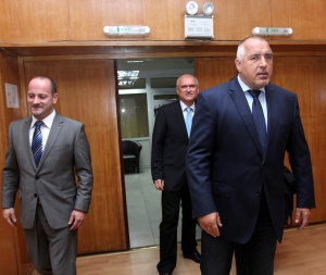 Радан Кънев: Борисов плаши хората, за да гласуват за него