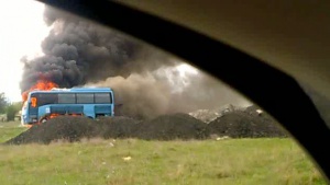 Заради горящ автобус евакуираха деца с увреждания