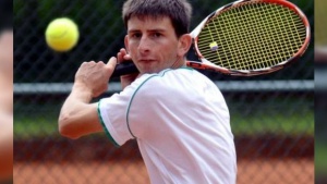 Александър Лазов се класира на финал в Женева