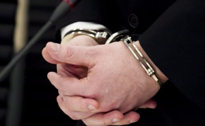 Повдигнаха обвинения на трима от група за отвличания и рекет