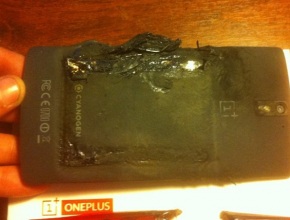 OnePlus One избухна в джоба на собственика си
