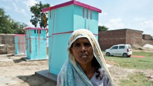 Индийско село получи първите си тоалетни (галерия)