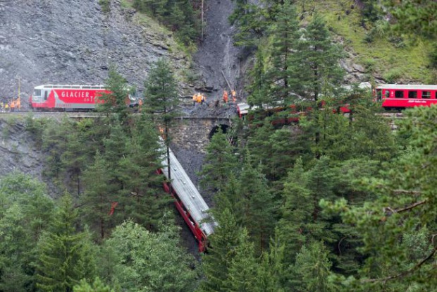 11 са пострадалите от ж.п.-катастрофата в Швейцария