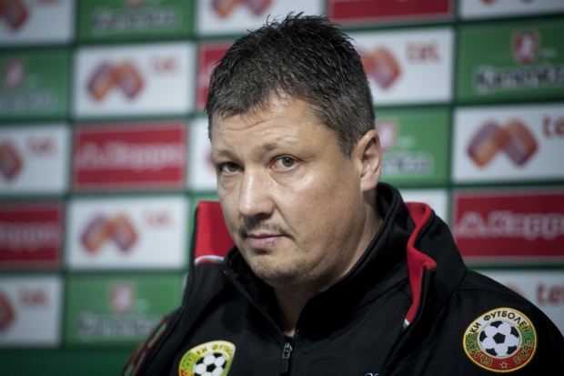 12 футболисти от чужбина за старта на Евро 2016