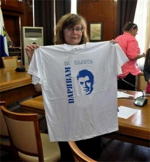 Георги Калоянчев ще се появи на тениски по 20 лв.