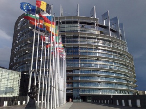 Европарламентът асоциира Украйна по ускорена процедура