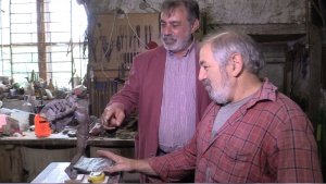 Паметник на завистта откриха в Хасково