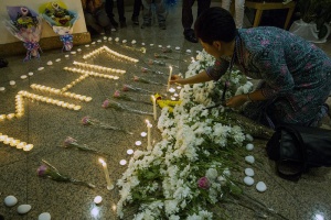 Малайзийският боинг бил ударен от "множество предмети"