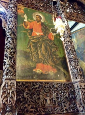 Чудо в Пазарджик: Миро се стича от икона на Иисус Христос