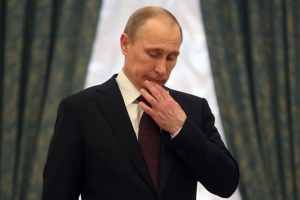 Русия разследва Euronews, показали Путин като Хитлер
