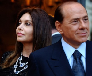 Бившата на Берлускони му връща 36 млн. евро