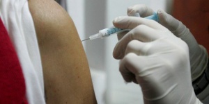 Проф. Червенякова: Работодателите да ваксинират персонала си