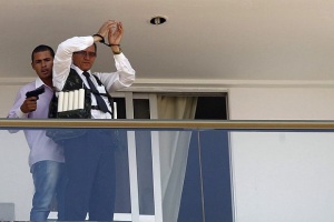 Похитителят, взел заложник в Бразилия, се предаде