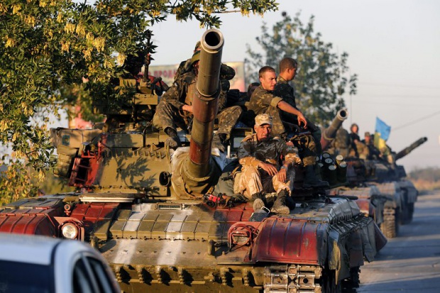 Режимът на примирие в Източна Украйна продължава