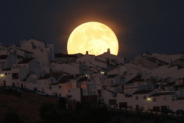 Тази вечер – най-голяма луна за годината