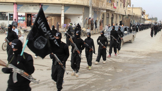 Петима във Франция са обвинени за подпомагане на джихада