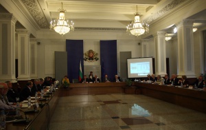 Работодатели и синдикати против актуализацията на бюджета