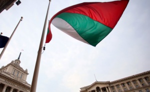 България в черно: траур за жертвите на зловещия взрив