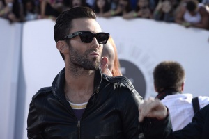 Кървав секс в новото видео на Maroon 5