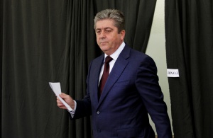 Първанов предрича тежка манипулация на вота