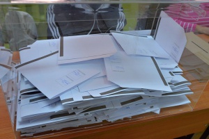 77 059 души гласували зад граница към 19 часа