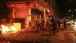15 кюрди загинаха в протести в Турция
