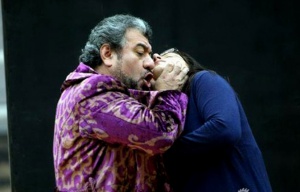 Световноизвестният баритон Карлос Алмагер ще пее в Софийската опера (видео)