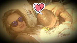 Лора Караджова роди момиченце