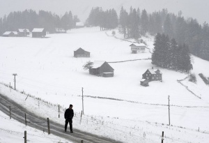 Ураганът "Гонсало" донесе потопи и снежни бури в Централна Европа