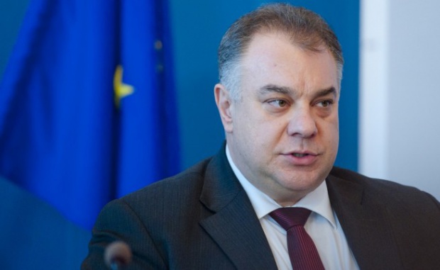 Мирослав Ненков: Не можем да изпреварим ебола