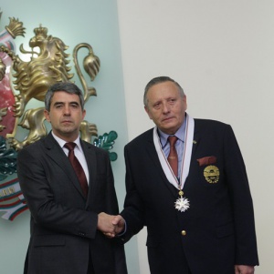 Академик Стефан Воденичаров получи орден "Стара планина"