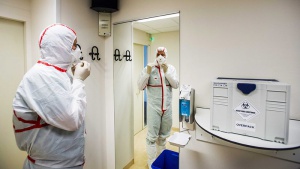 Сътрудничка на ООН хоспитализирана с ебола във Франция