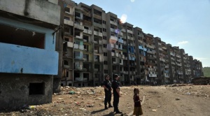 Събориха незаконни ромски постройки в Ямбол