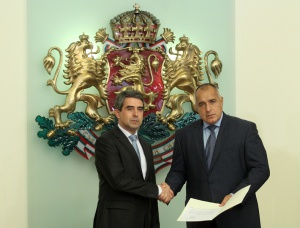 Плевнелиев подписа указ за правителство с премиер Борисов