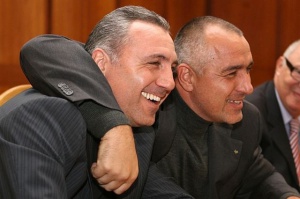 Стоичков към Бойко Борисов: Бъди мъж и ни отърви от Боби