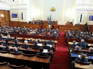 Заклеха се 15 нови депутати