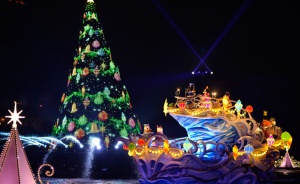 Лондон грейна с коледно осветление