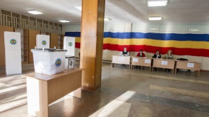 Молдова избира парламент в решаващи избори