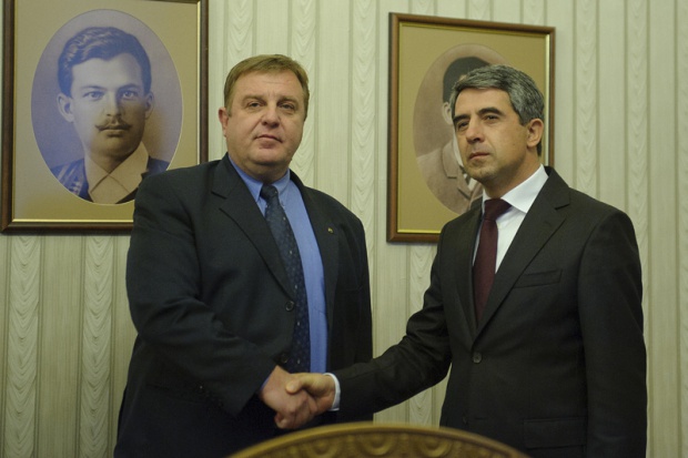 Каракачанов готов за мандат, обсъдил с Плевнелиев защо се палят хората