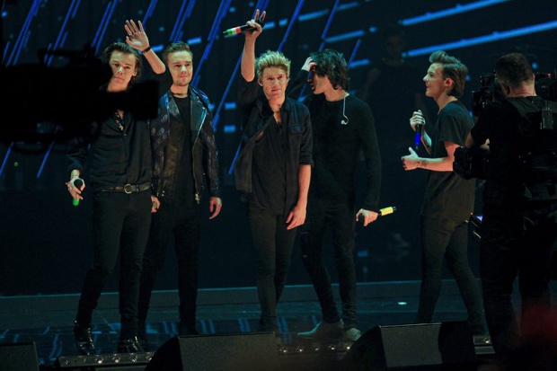 Бойбандата One Direction обра наградите MTV