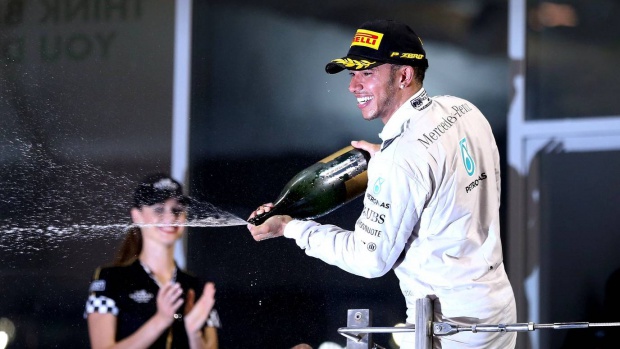 Хамилтън с титла във Формула 1