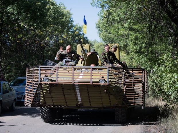 Наши пенсионирани от армията се бият срещу 2500 долара в Донецк