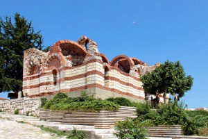 САЩ инвестират 700 000 долара за реставрация на църква в Несебър